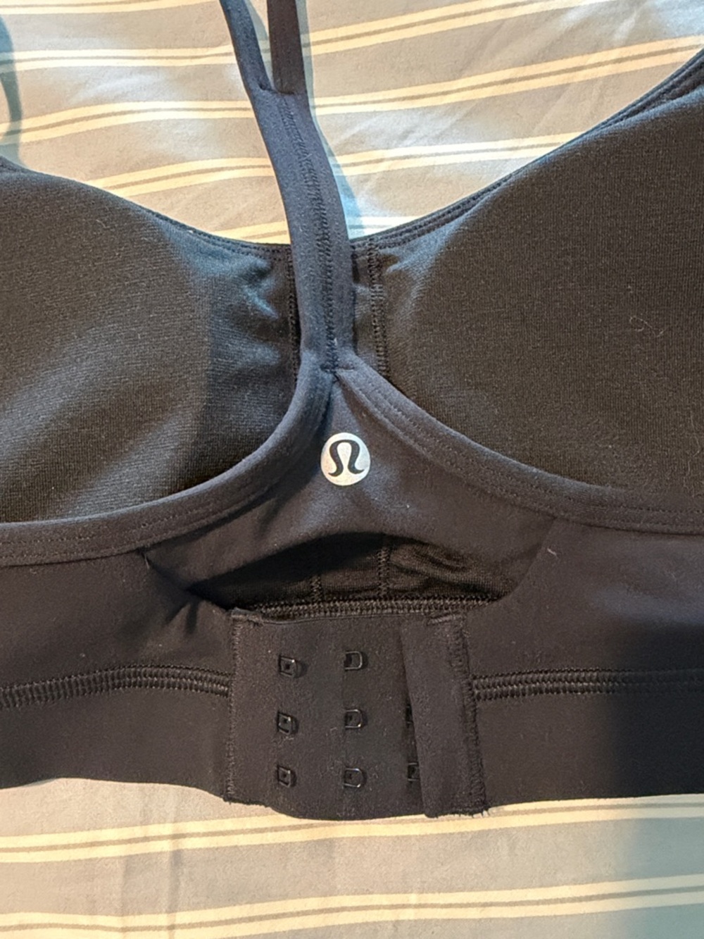 Lululemon Flow Y Adjustable Bra - Picture 3 of 4